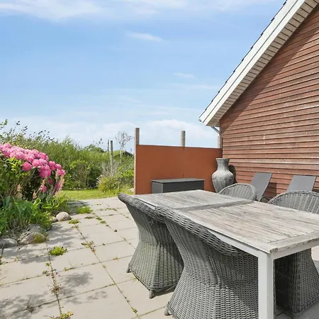 Ferienhaus In Schöner Nahe Am Wasser *