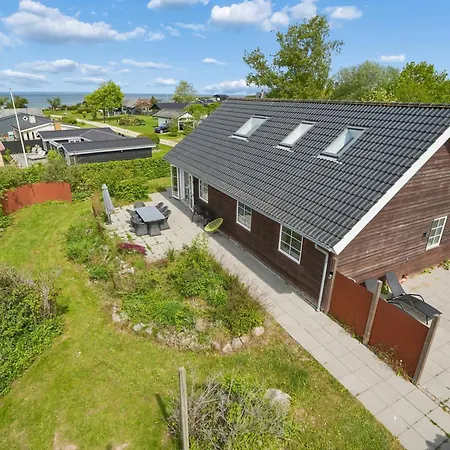 In Schöner Nahe Am Wasser Ferienhaus Brenderup